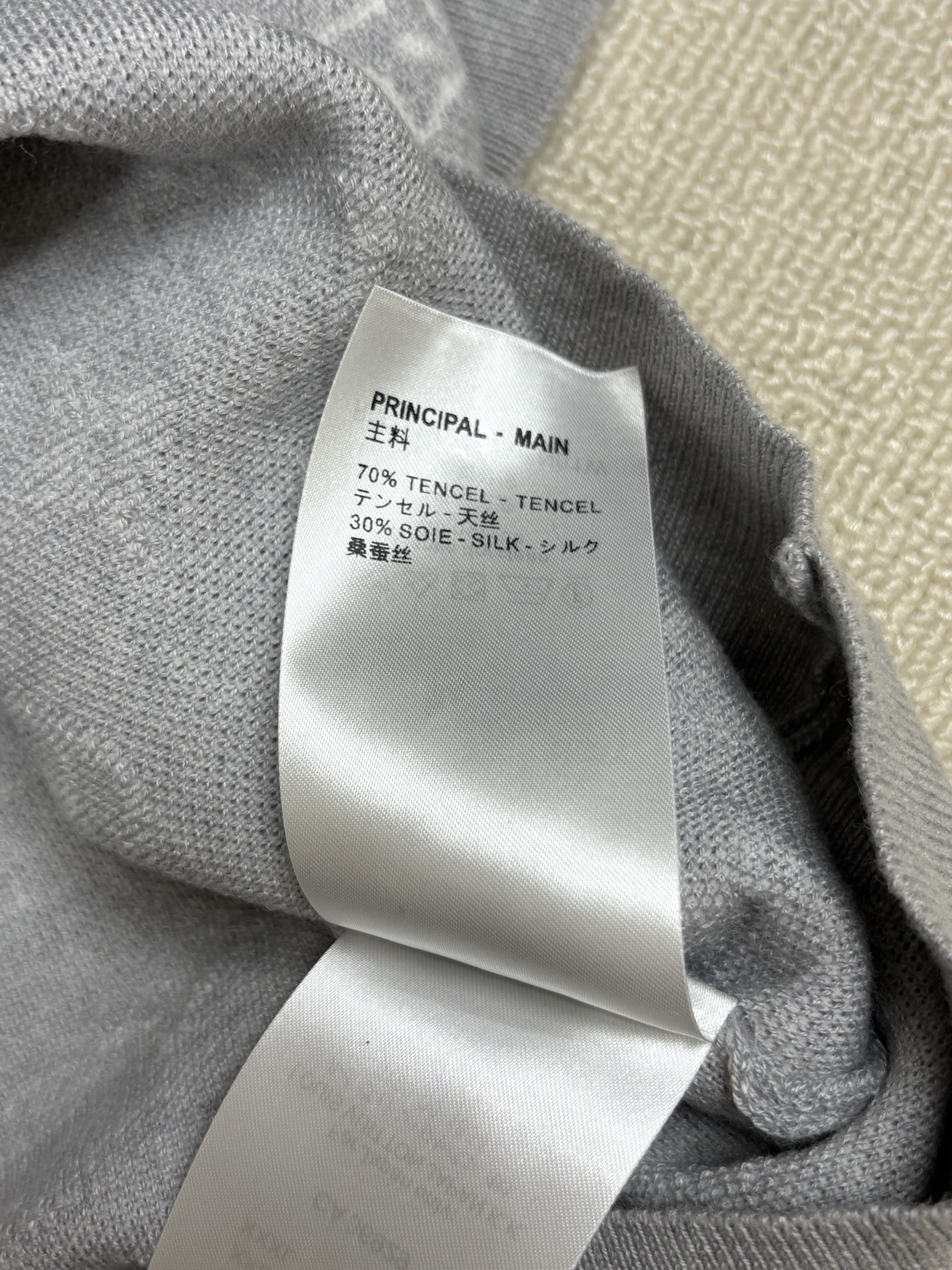 Women's short sleeves